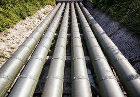 Oléoducs permettant transport du pétrole par voie terrestre